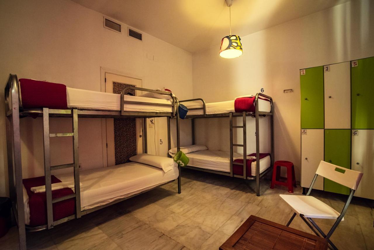 La Flamenka Hostel Seville Ngoại thất bức ảnh