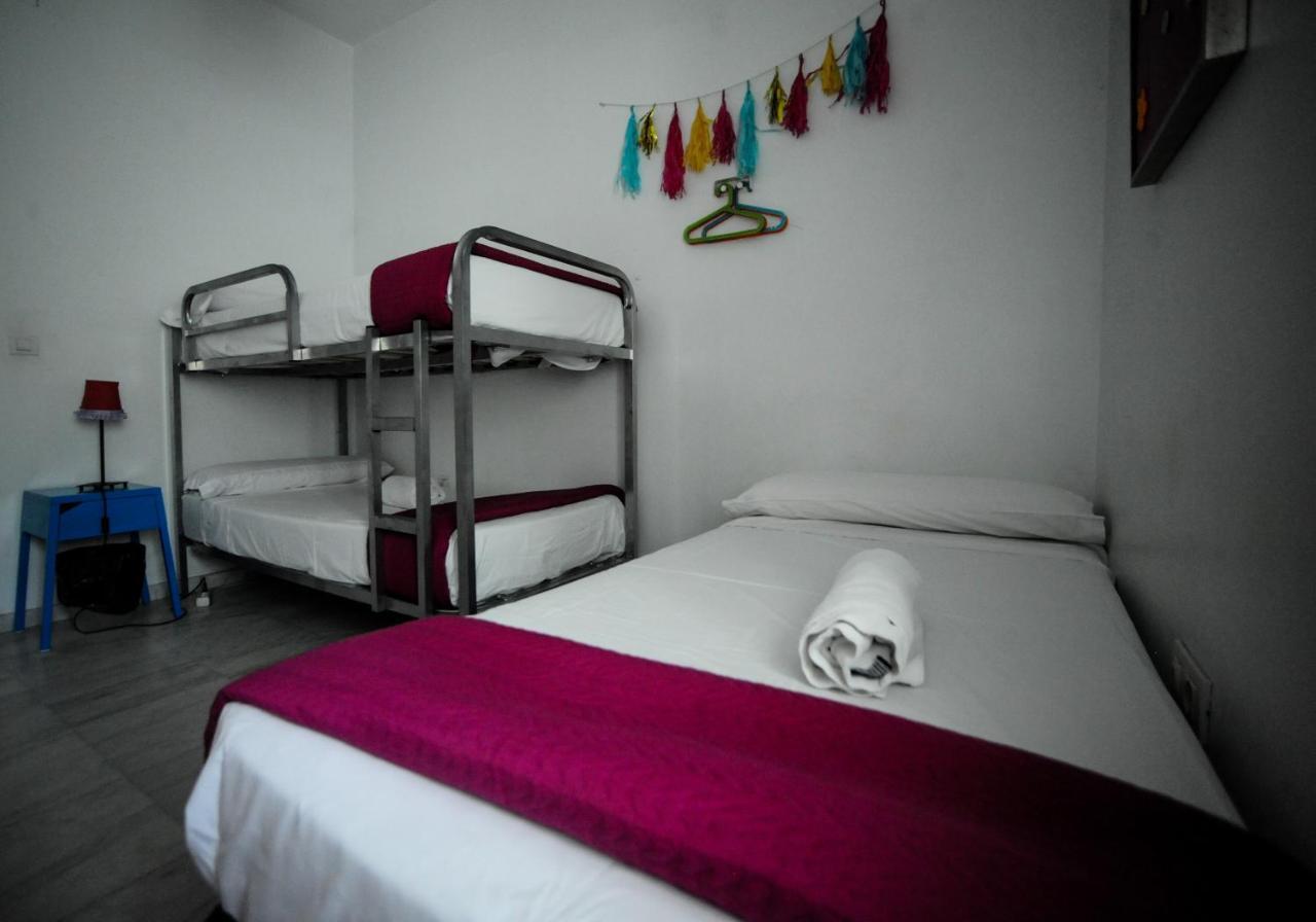 La Flamenka Hostel Seville Ngoại thất bức ảnh